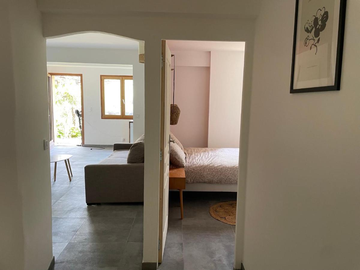 Appartement Avec Jardin Privatif アジャクシオ エクステリア 写真